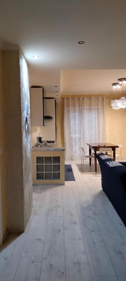 Casa Altomare Apartamento Ladispoli Exterior foto