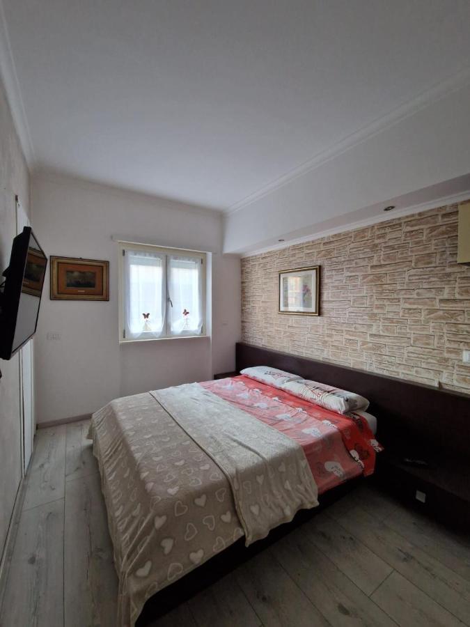 Casa Altomare Apartamento Ladispoli Exterior foto